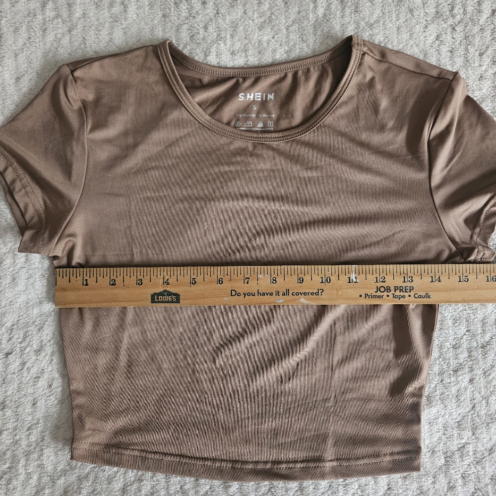 🖤3/$15 Crop Top, Size Small - Picture 3 of 6